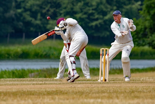 A Step-by-Step Guide to Selecting and Buying a New Cricket Bat