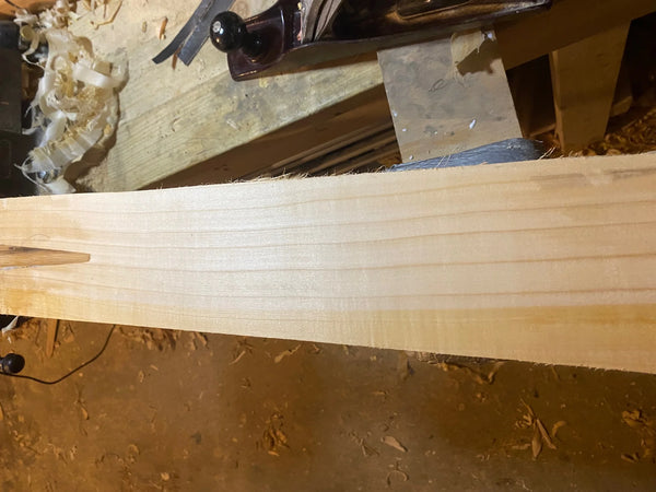 Understanding Cricket Bat Willow: Tight Grains, Wide Grains, Redwood, and Heartwood