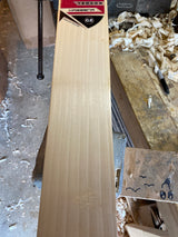 Grade 2 English Willow Cricket Bat - 2lb 4oz (TRO32)