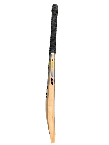 Grade 2, Size 3 English Willow Cricket Bat Weighing 1LB 9oz. A Cricket Bat With Large Edges, Lovely Middle and Incredible Ping a Beautiful Cricket Bat for a Boy or Girl Who Is 4.49ft – 4.72ft Tall