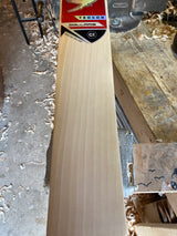 Size 6 Cricket Bat - 1lb 13.1oz (Ref: TRO19)