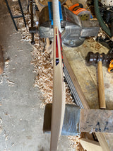 Size 4 Cricket Bat - 1LB 15.5oz (Ref: TRO15)