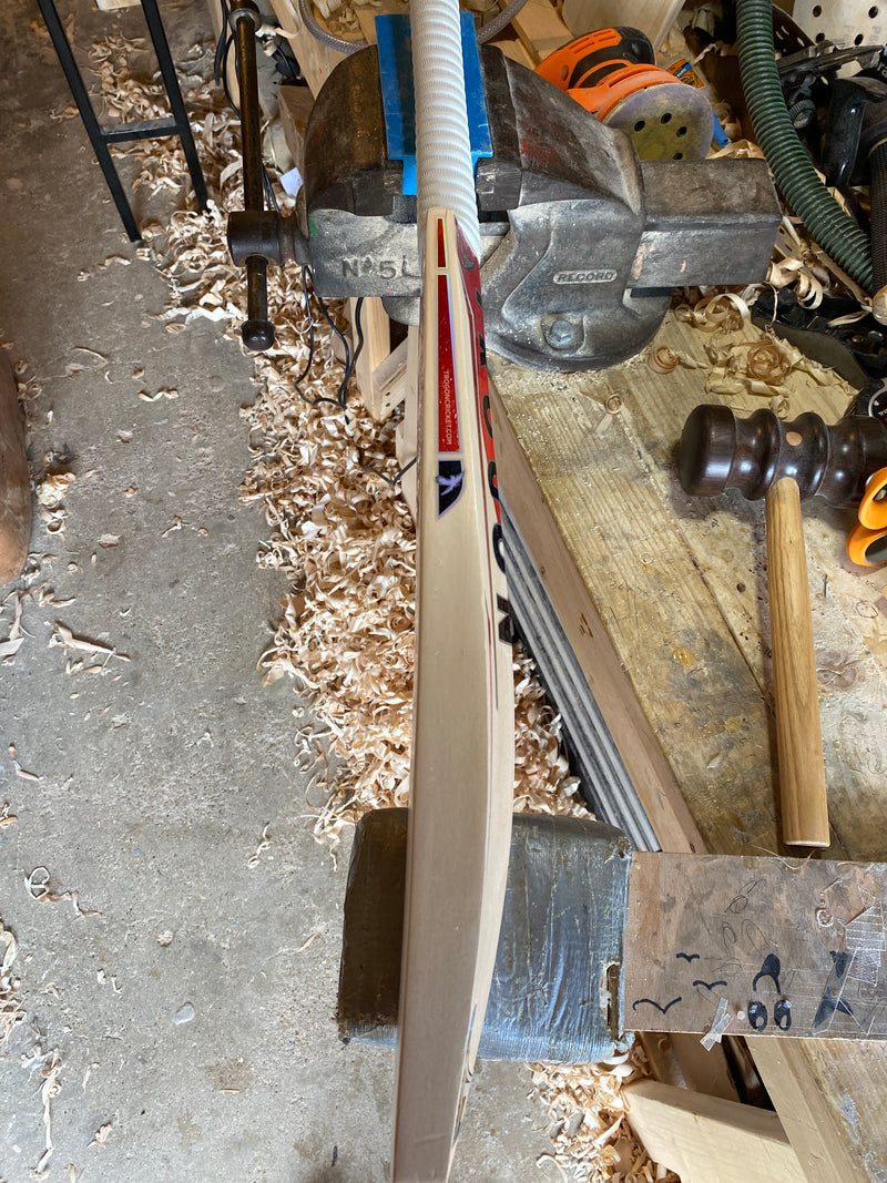 Size 4 Cricket Bat - 1LB 15.5oz (Ref: TRO15)