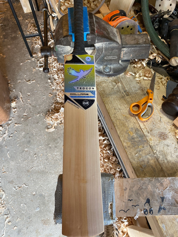 Size 4 Cricket Bat - 1LB 11.6oz (Ref: TRO14)