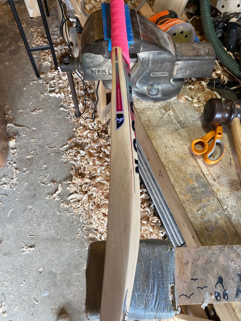 Size 5 Cricket Bat - 1LB 13.4oz (Ref: TRO21)