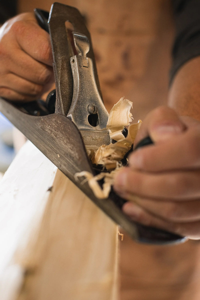 Shaping a Trogon cricket bat blade